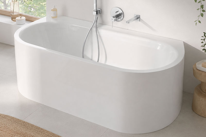 Ovale Badewanne mit weicher Form für moderne Badezimmer